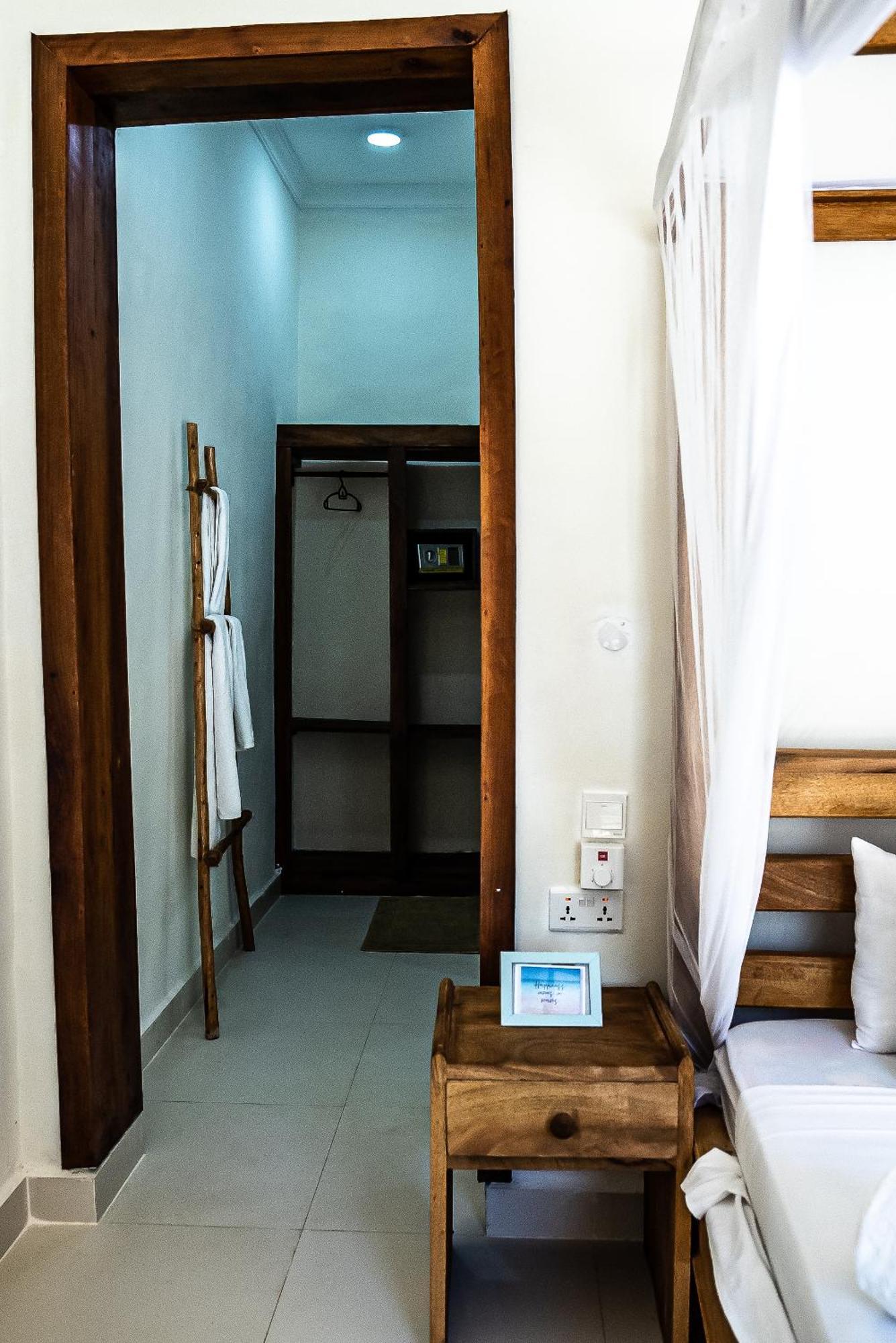Hotel Frangi'Pwani Paje Exterior foto