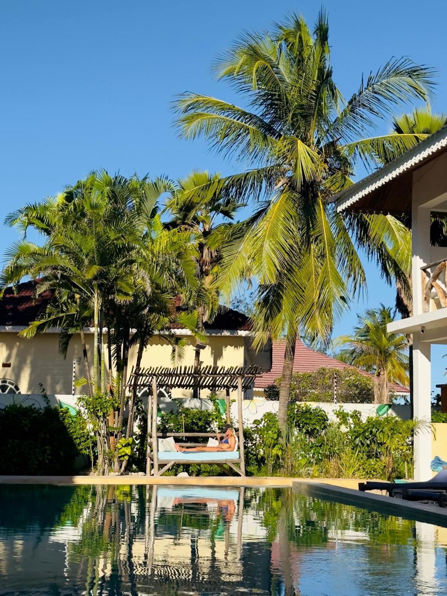 Hotel Frangi'Pwani Paje Exterior foto